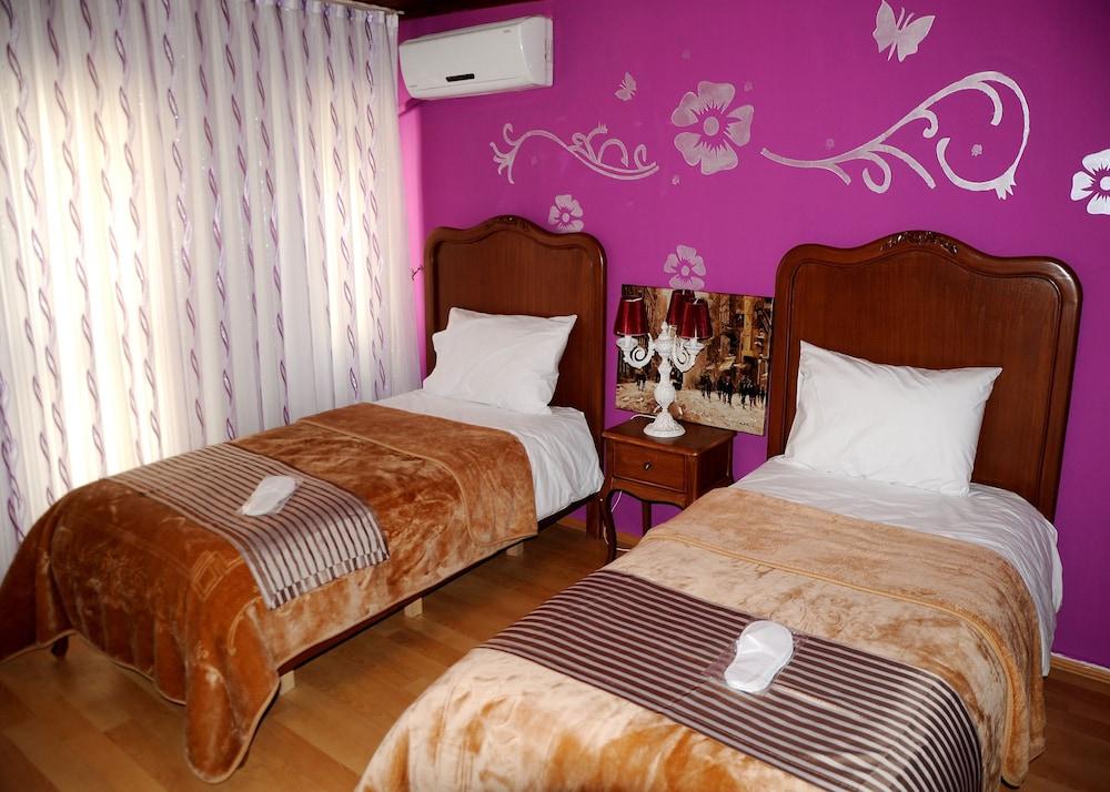 Taksim Palace Hotel Istanbul Exterior photo